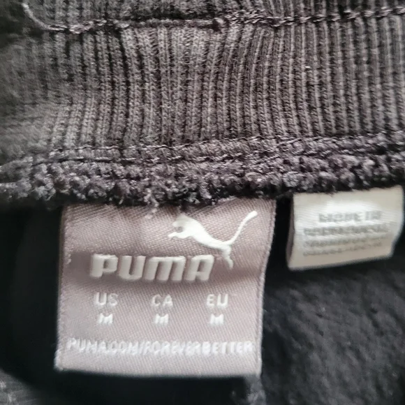 Puma Black Logo Sweatpants - Picture 7 of 7